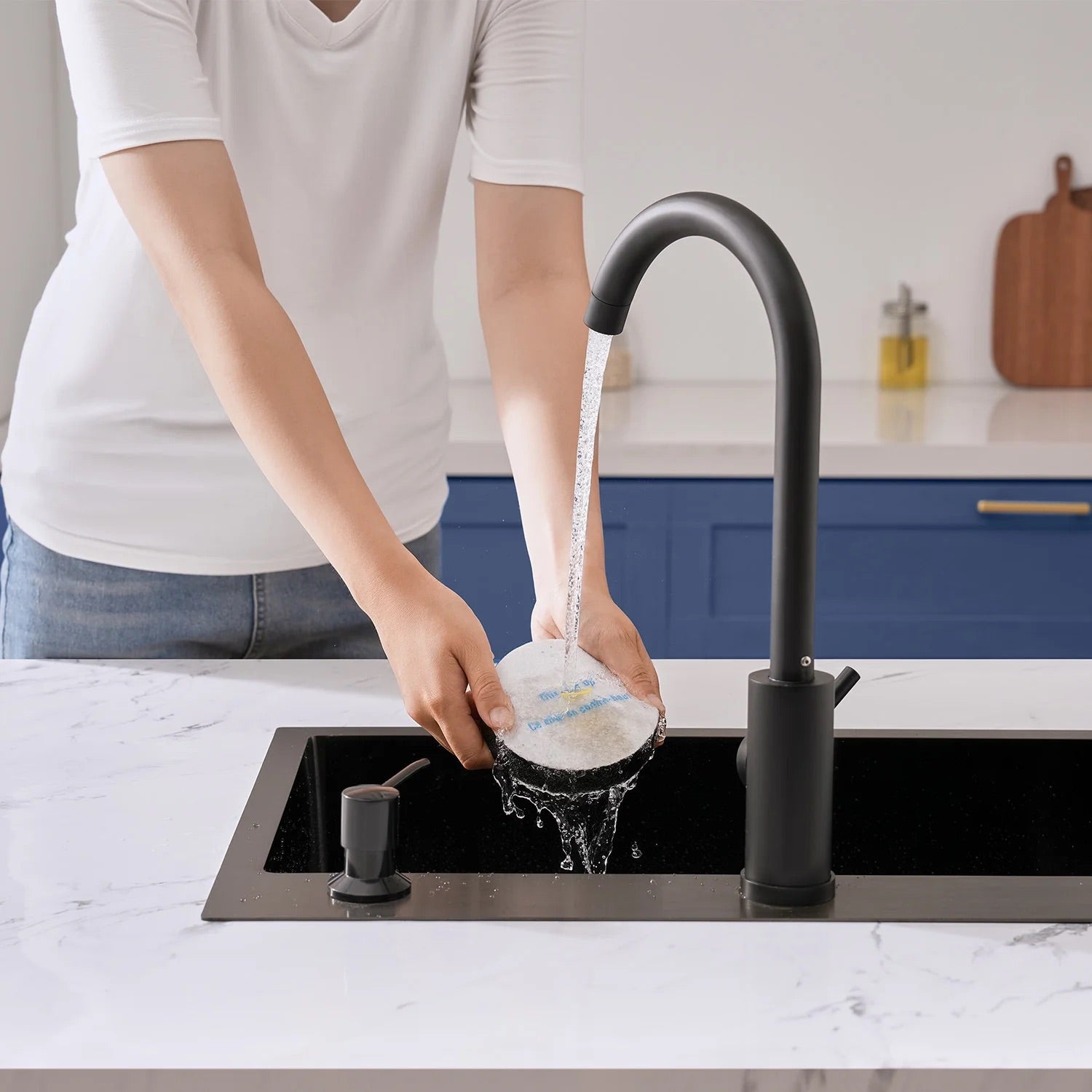 Open Box Deal – Eureka Airspeed Compact Upright Vacuum Cleaner with Powerful Suction